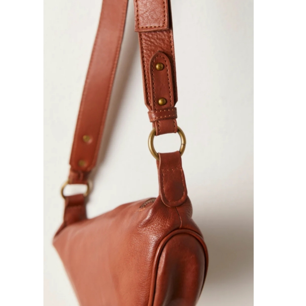 Free People Palmer Crossbody Bag - Picture 4 of 10